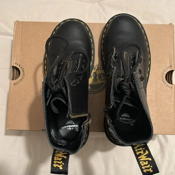 Dr. Martens 1460 Pascal Front Zip Boots Size 6 - Picture 5 of 10